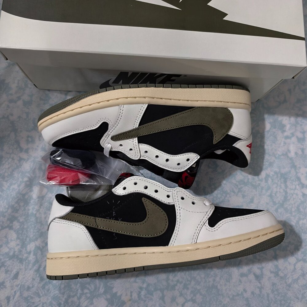 Travis Scott Nike Air Jordan 1 Low OG Olive